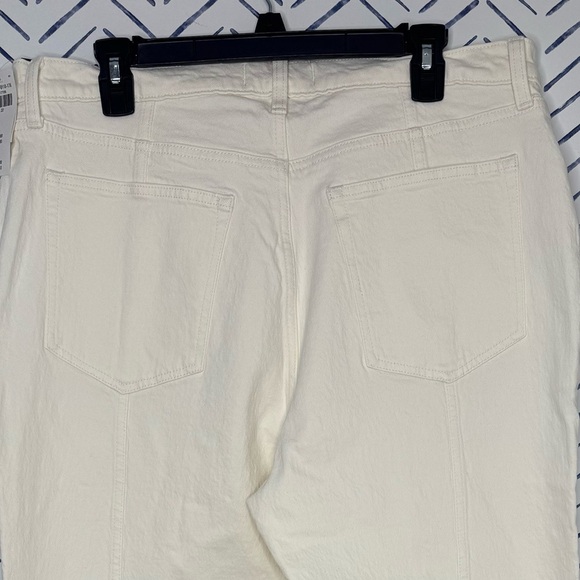 NWT Abercrombie 90’s Ultra High Rise Straight Winter White Cream Jean Size 33 - Picture 5 of 5